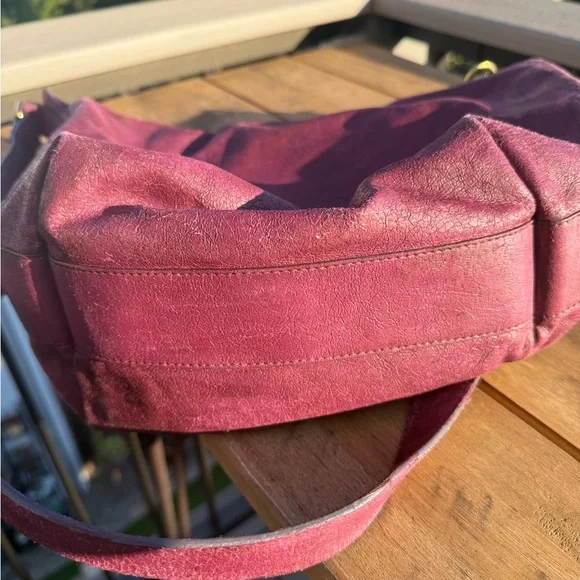 Chloe Leather Crossbody Bag in Burgundy - Picture 2 of 4